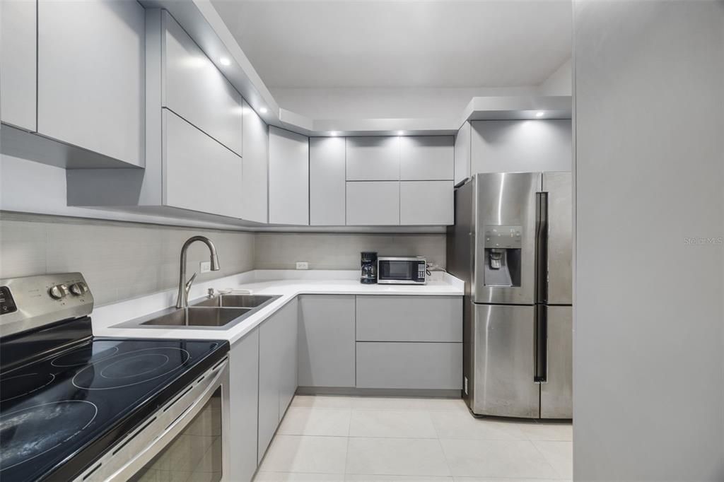 В аренду: $2,250 (3 спален, 1 ванн, 1100 Квадратных фут)