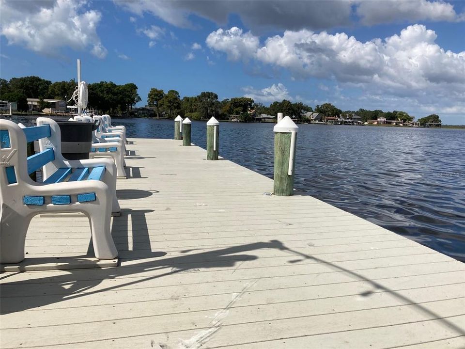 待售: $274,000 (2 贝兹, 2 浴室, 1334 平方英尺)