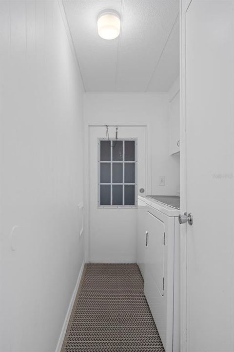 待售: $274,000 (2 贝兹, 2 浴室, 1334 平方英尺)