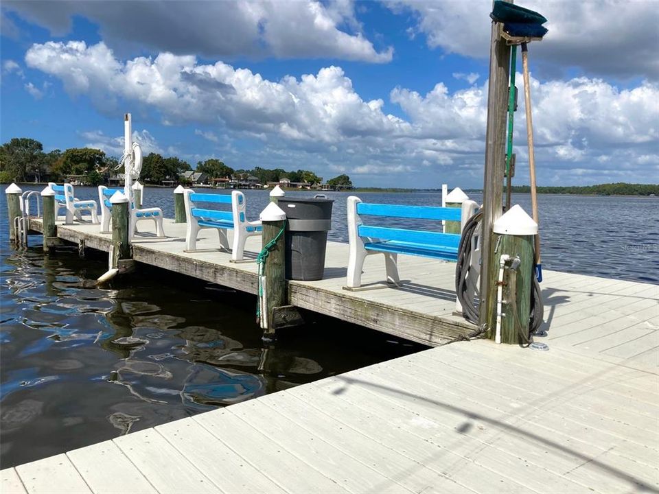 待售: $274,000 (2 贝兹, 2 浴室, 1334 平方英尺)