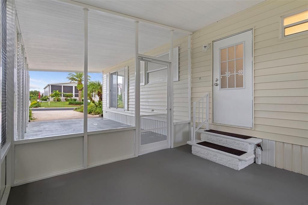 待售: $274,000 (2 贝兹, 2 浴室, 1334 平方英尺)