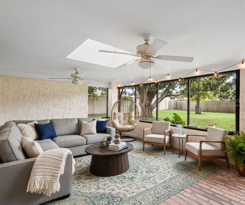 Active With Contract: $369,900 (3 beds, 3 baths, 2013 Square Feet)