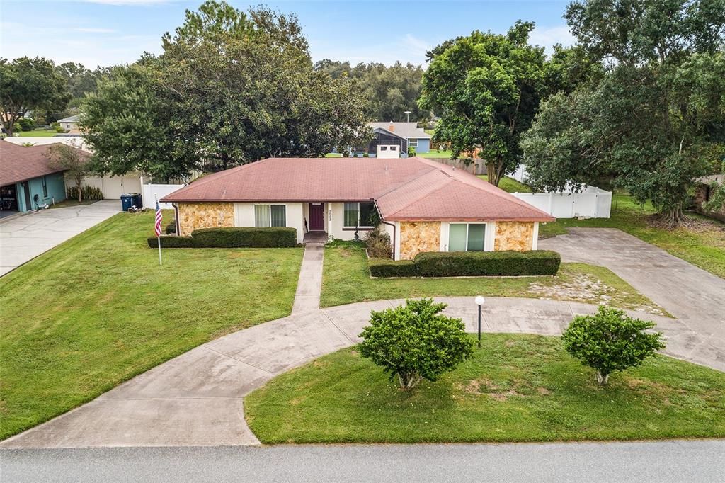 Active With Contract: $369,900 (3 beds, 3 baths, 2013 Square Feet)