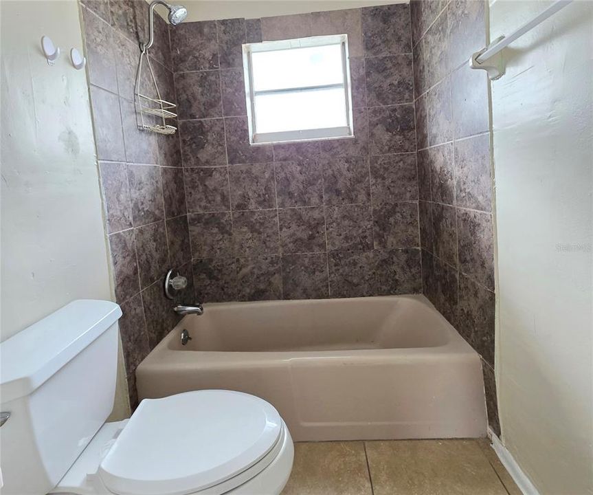 For Sale: $289,000 (8 beds, 0 baths, 1560 Square Feet)