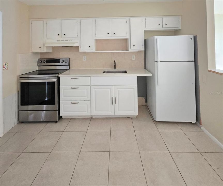 For Sale: $289,000 (8 beds, 0 baths, 1560 Square Feet)