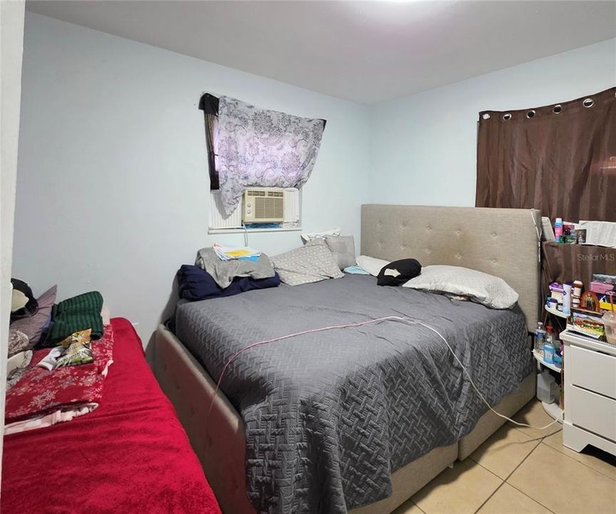 For Sale: $289,000 (8 beds, 0 baths, 1560 Square Feet)