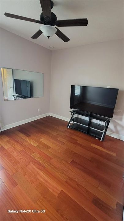 В аренду: $3,300 (4 спален, 3 ванн, 2600 Квадратных фут)