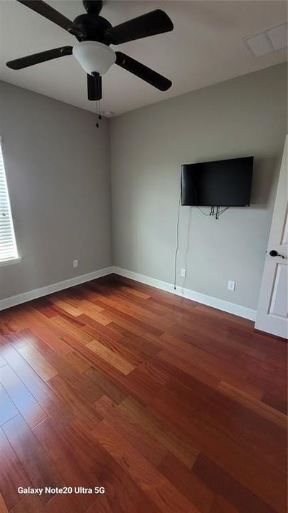 В аренду: $3,300 (4 спален, 3 ванн, 2600 Квадратных фут)