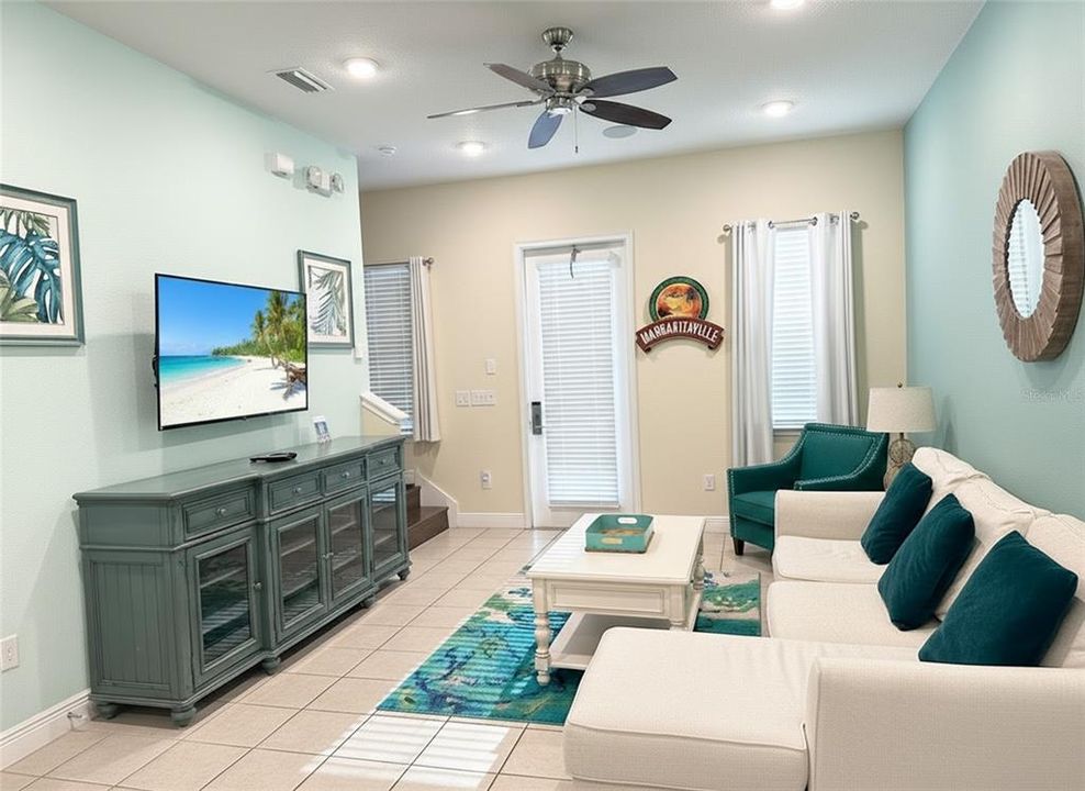 For Rent: $3,300 (2 beds, 2 baths, 1217 Square Feet)