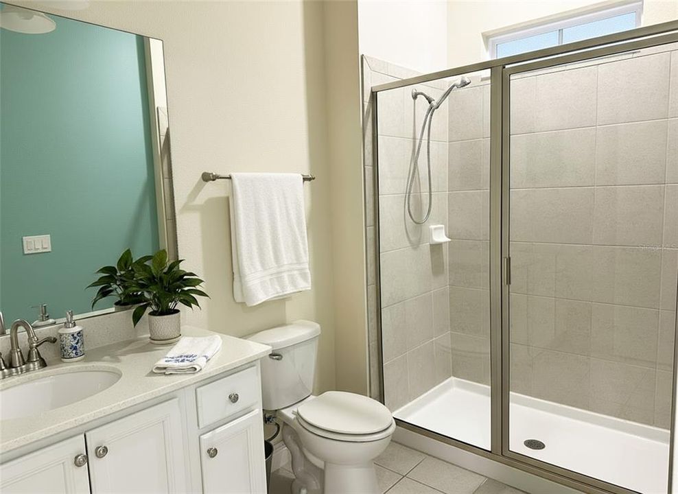 For Rent: $3,300 (2 beds, 2 baths, 1217 Square Feet)