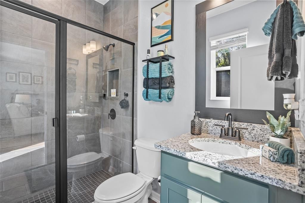 На продажу: $849,999 (5 спален, 4 ванн, 3557 Квадратных фут)