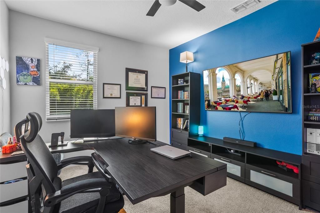 На продажу: $849,999 (5 спален, 4 ванн, 3557 Квадратных фут)