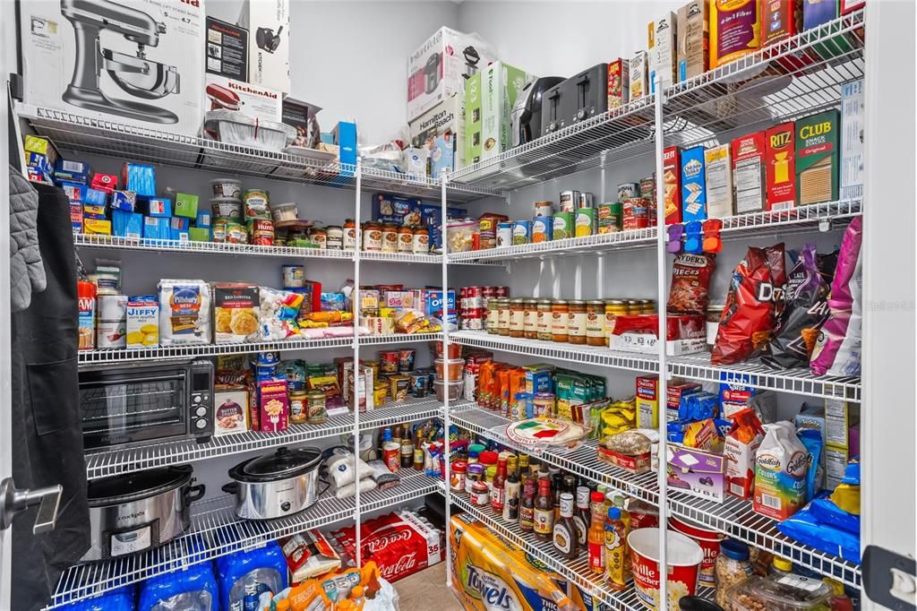 На продажу: $849,999 (5 спален, 4 ванн, 3557 Квадратных фут)