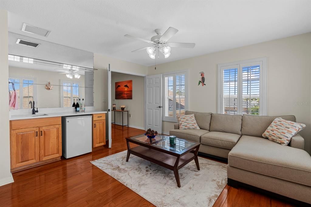 待售: $1,079,000 (4 贝兹, 3 浴室, 2904 平方英尺)