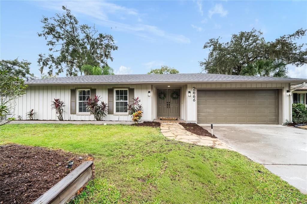 For Sale: $585,000 (3 beds, 2 baths, 1887 Square Feet)