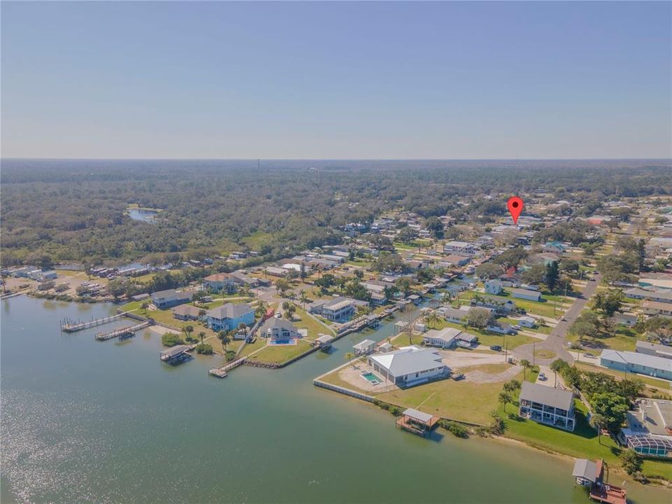 待售: $210,000 (0.21 acres)