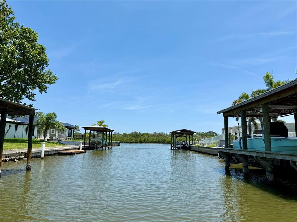 待售: $210,000 (0.21 acres)