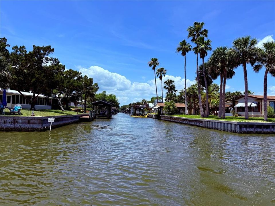 待售: $210,000 (0.21 acres)