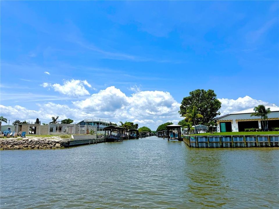 待售: $210,000 (0.21 acres)