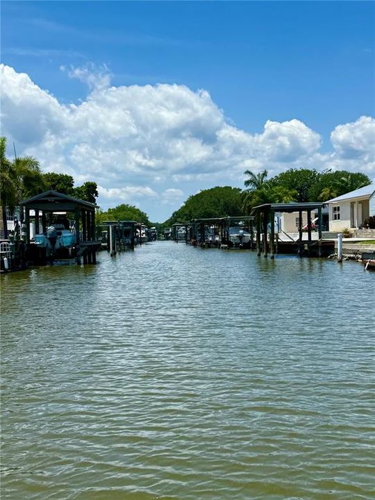 待售: $210,000 (0.21 acres)