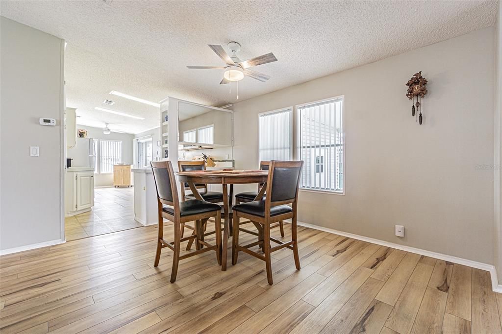 En Venta: $210,000 (3 camas, 2 baños, 1512 Pies cuadrados)