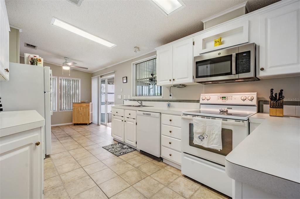 En Venta: $210,000 (3 camas, 2 baños, 1512 Pies cuadrados)