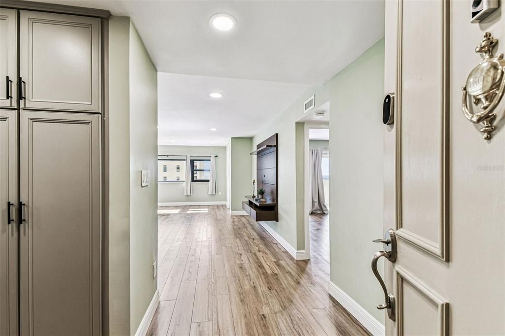 Active With Contract: $4,200 (3 beds, 3 baths, 1664 Square Feet)