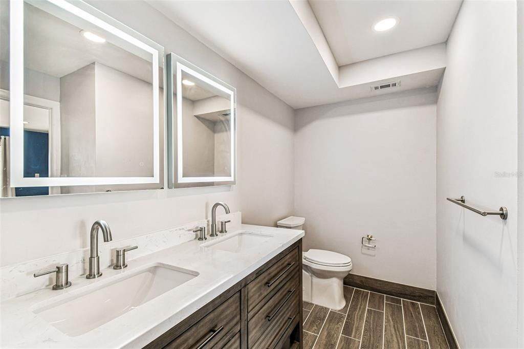 Active With Contract: $4,200 (3 beds, 3 baths, 1664 Square Feet)