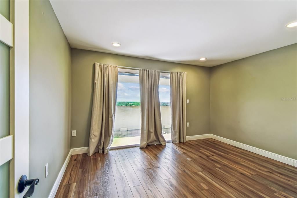 Active With Contract: $4,200 (3 beds, 3 baths, 1664 Square Feet)