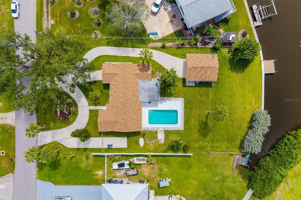 Active With Contract: $598,000 (4 beds, 2 baths, 1919 Square Feet)