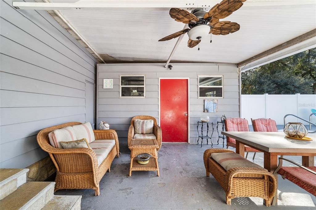 En Venta: $249,900 (3 camas, 2 baños, 1330 Pies cuadrados)