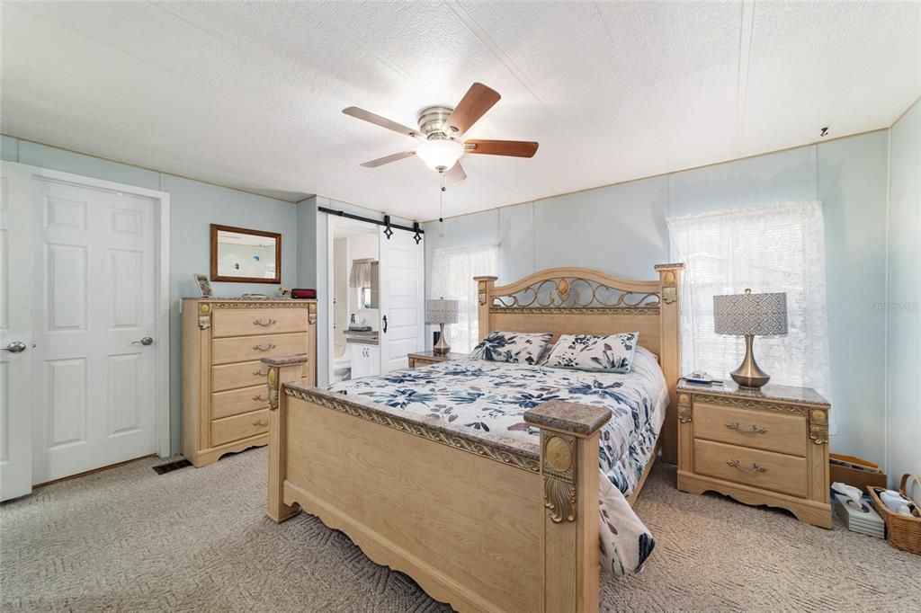 En Venta: $249,900 (3 camas, 2 baños, 1330 Pies cuadrados)