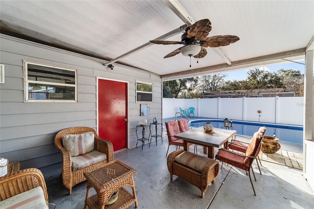 En Venta: $249,900 (3 camas, 2 baños, 1330 Pies cuadrados)