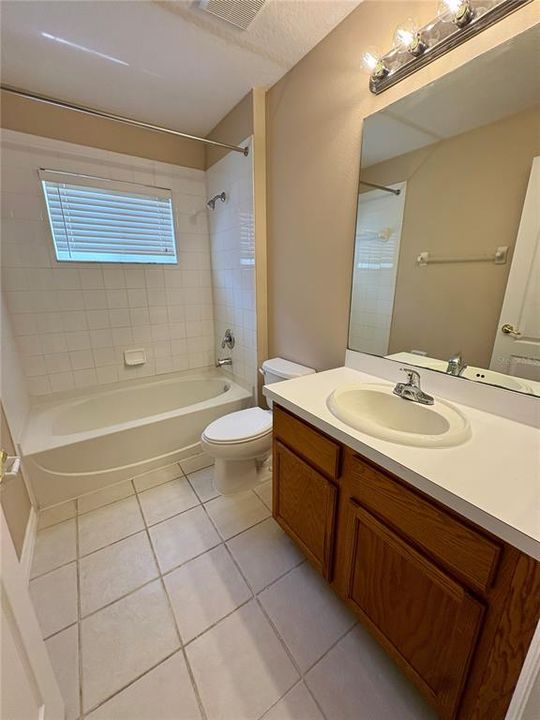 For Rent: $1,795 (3 beds, 2 baths, 1400 Square Feet)