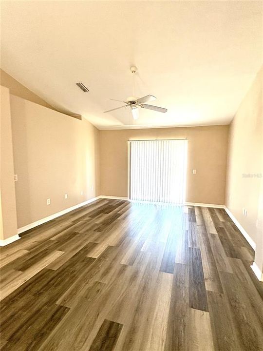 For Rent: $1,795 (3 beds, 2 baths, 1400 Square Feet)