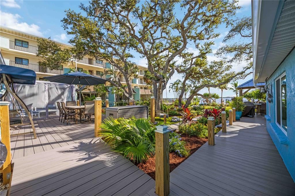 На продажу: $2,499,000 (3 спален, 3 ванн, 2169 Квадратных фут)