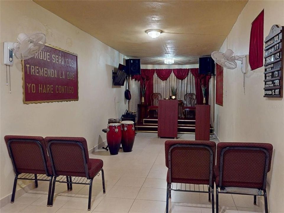 На продажу: $290,000 (5 спален, 0 ванн, 3500 Квадратных фут)