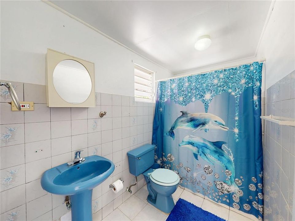 На продажу: $290,000 (5 спален, 0 ванн, 3500 Квадратных фут)