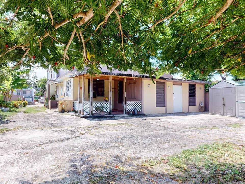 На продажу: $290,000 (5 спален, 0 ванн, 3500 Квадратных фут)