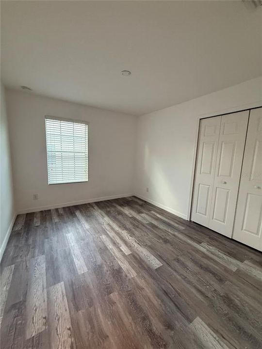 Active With Contract: $1,800 (3 beds, 2 baths, 1598 Square Feet)