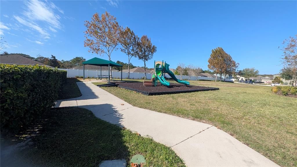 For Sale: $270,000 (3 beds, 2 baths, 1360 Square Feet)