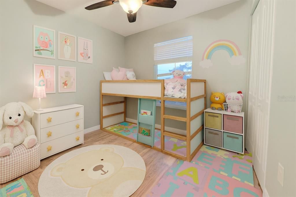 For Sale: $270,000 (3 beds, 2 baths, 1360 Square Feet)