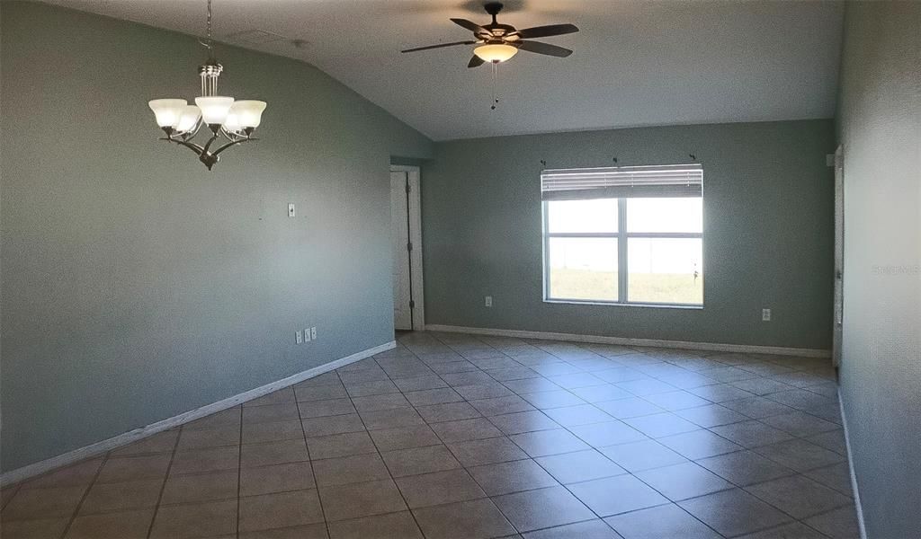 For Sale: $270,000 (3 beds, 2 baths, 1360 Square Feet)