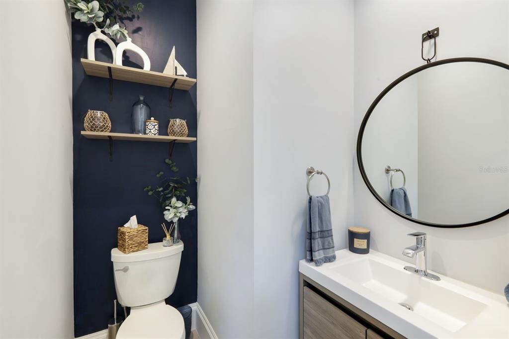 For Sale: $599,900 (4 beds, 2 baths, 2434 Square Feet)