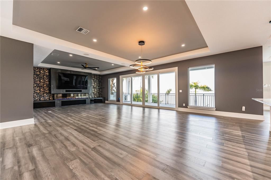 待售: $5,750,000 (4 贝兹, 4 浴室, 5009 平方英尺)