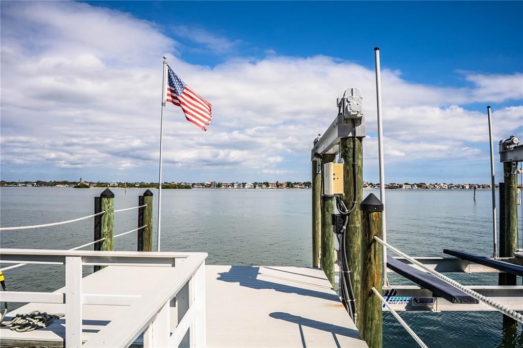 待售: $5,750,000 (4 贝兹, 4 浴室, 5009 平方英尺)