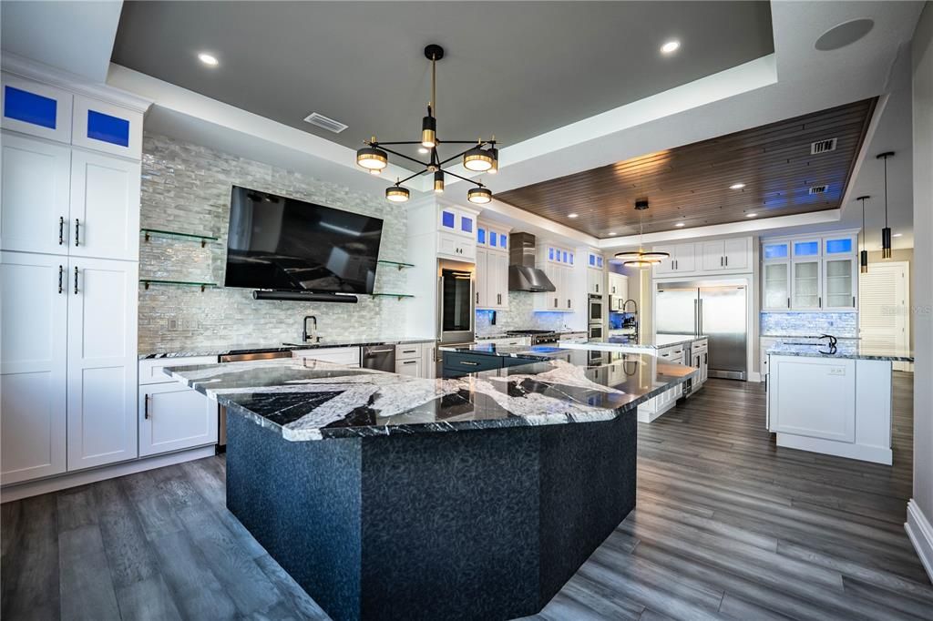 待售: $5,750,000 (4 贝兹, 4 浴室, 5009 平方英尺)