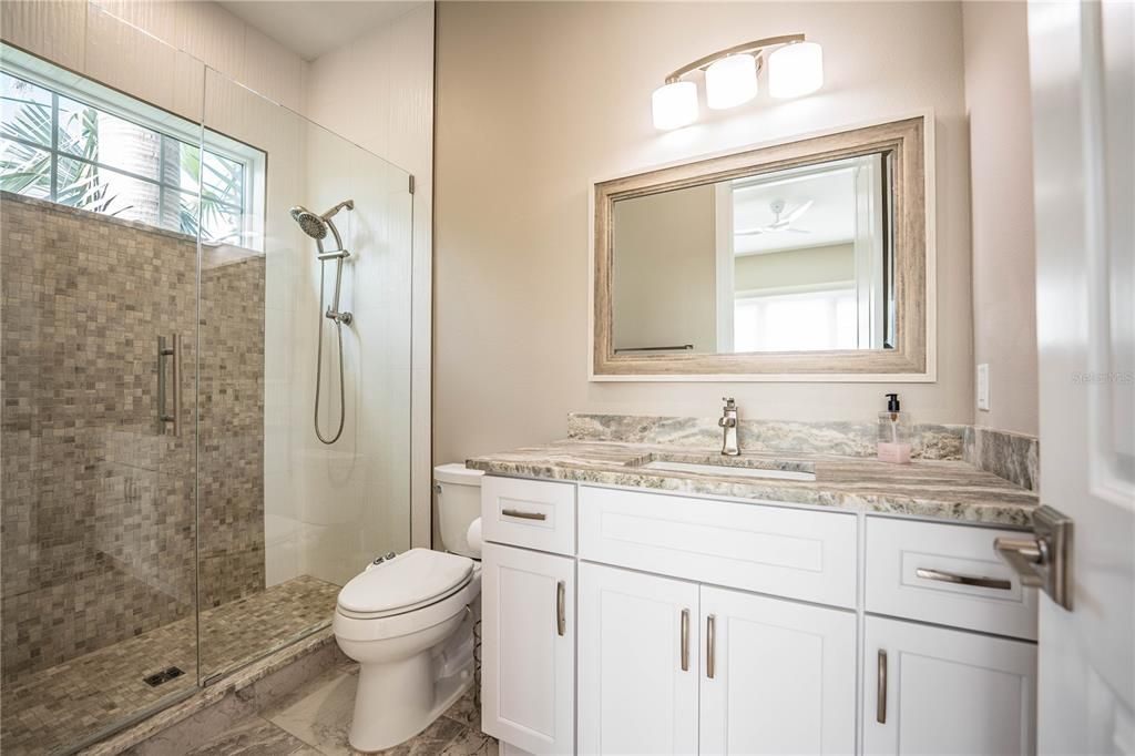 待售: $5,750,000 (4 贝兹, 4 浴室, 5009 平方英尺)