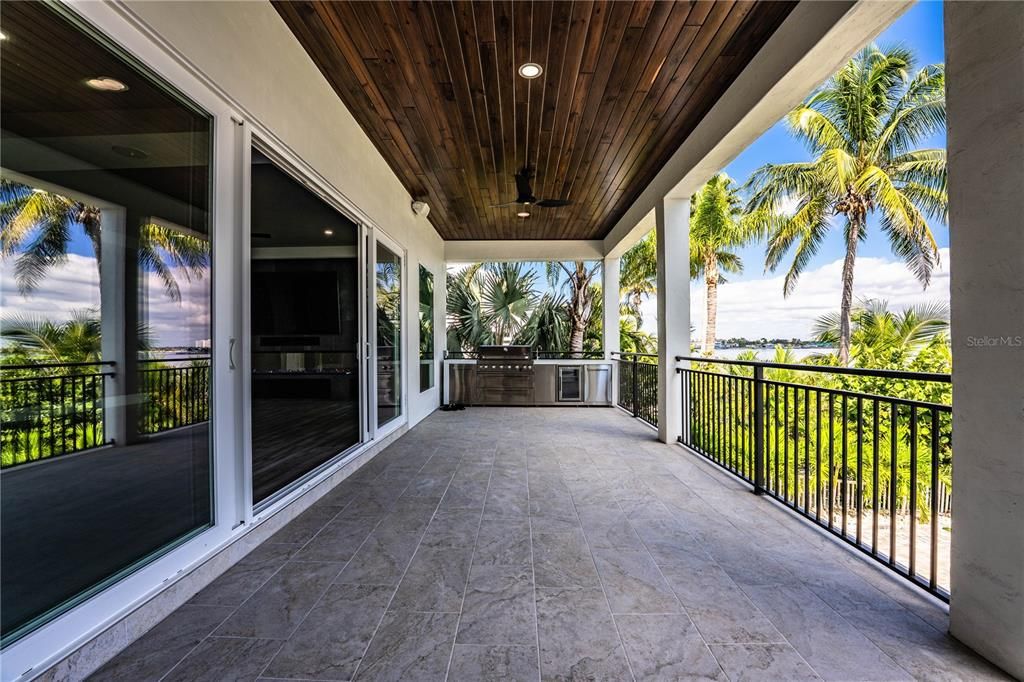 待售: $5,750,000 (4 贝兹, 4 浴室, 5009 平方英尺)