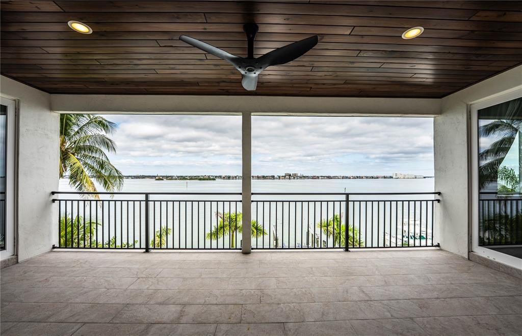 待售: $5,750,000 (4 贝兹, 4 浴室, 5009 平方英尺)